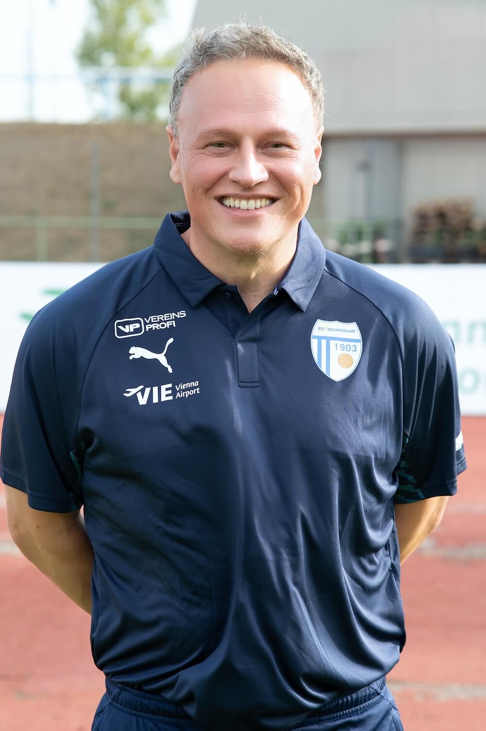 SV Schwechat - Trainer - Robert Popovits